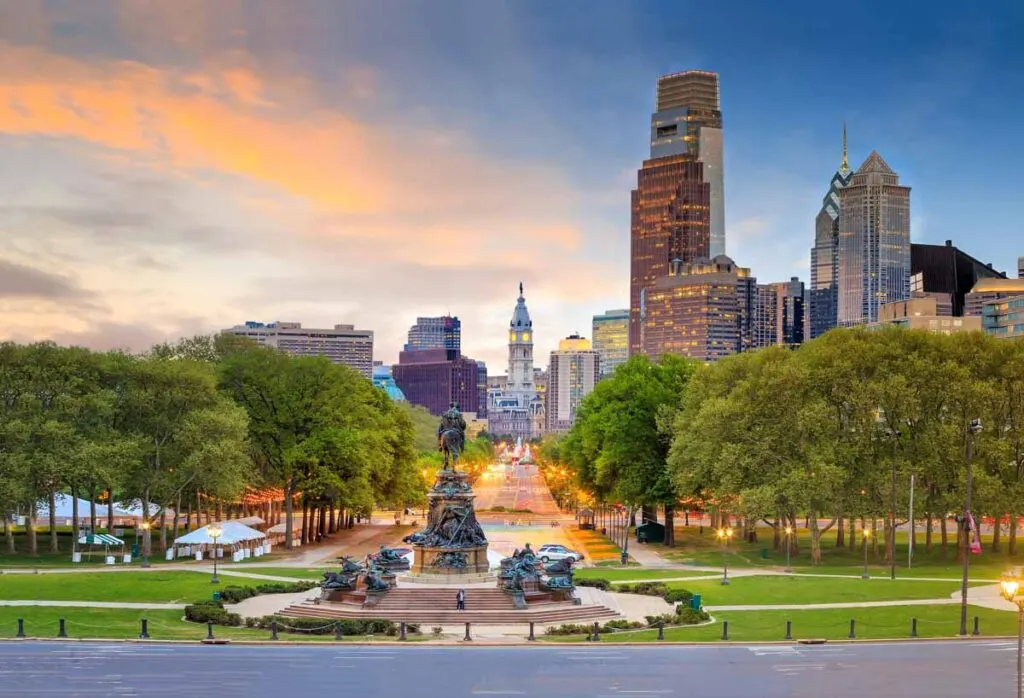 philadelphia-skyline-in-pa-1024x698.jpg
